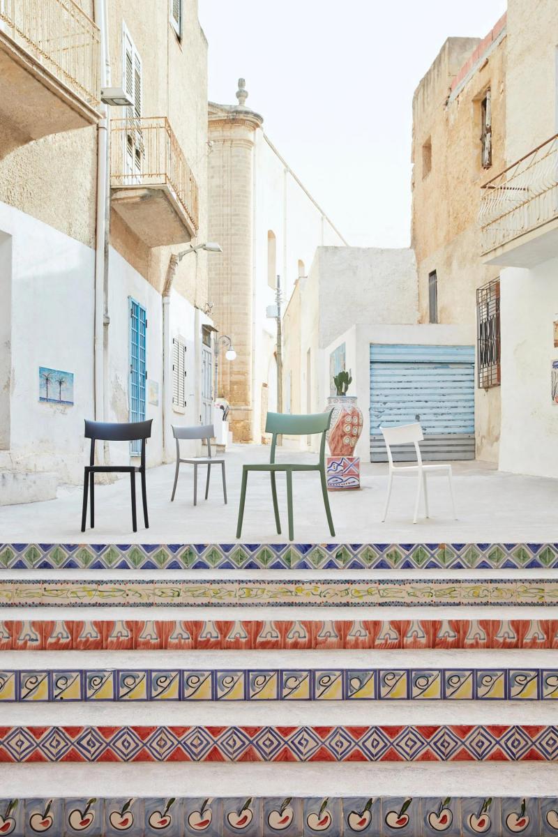 Стул    Catwalk mat by Philippe Starck  2