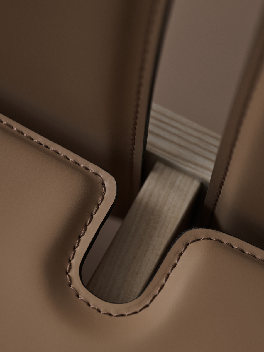 Кресло    Scarpa_925_Mocca stained ash_Moka leather_Packshot  7