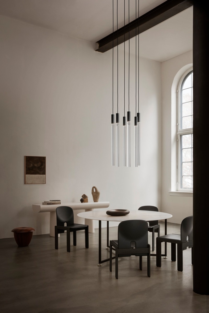 Кресло    Scarpa_121_Chair_Mocca stained Ash_London Leather_Packshot  5