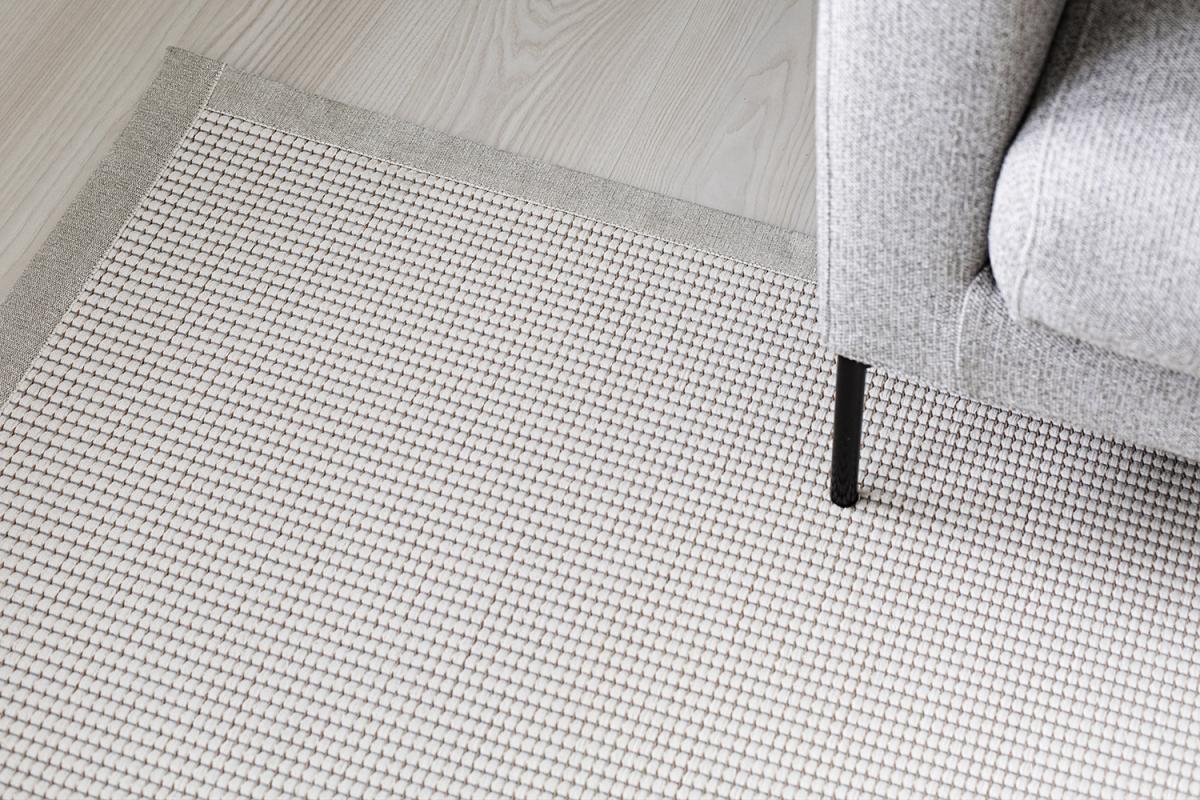 Ковер    Lyyra valkoinen detalj 2 pien VM-Carpet 