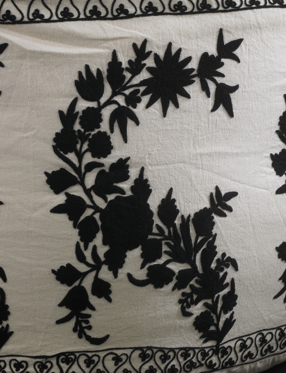 Пуф    ARABESQUE  1