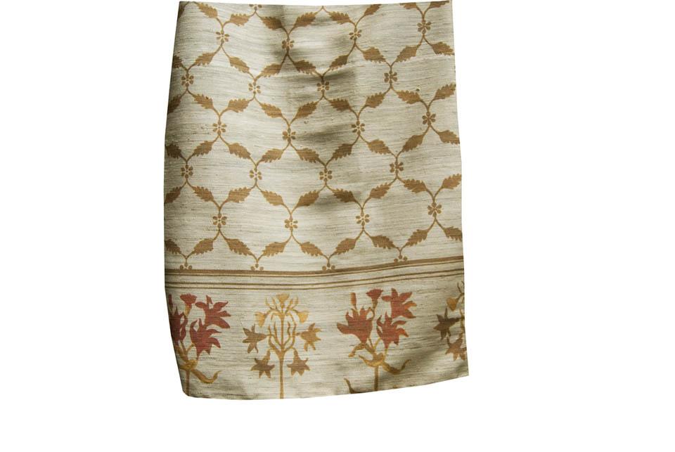 Ткань Arjumand The Imperial ARJUMAND GOLD TUSSAH SILK  купить в Москве по выгодной цене|Интернет-магазин дизайнерских решений Decorwall
