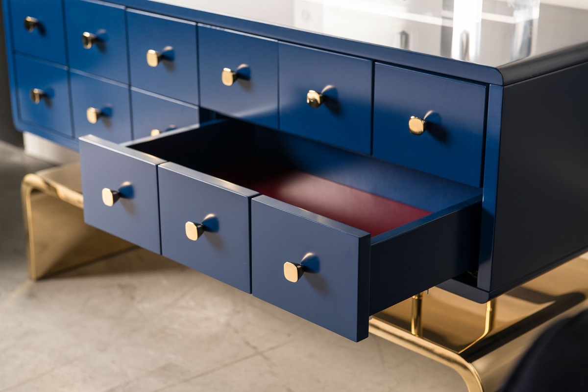 Комод    AUSPICIOUS DRESSER  6