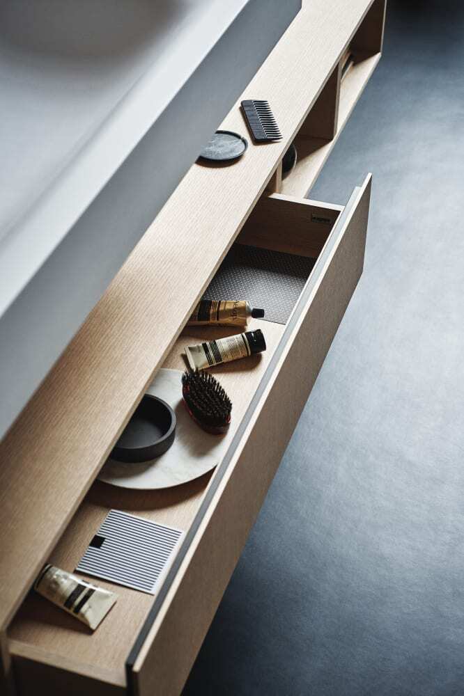 Консоль    Lato  6