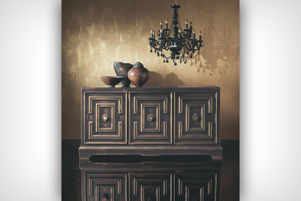 Комод    A 70438  2