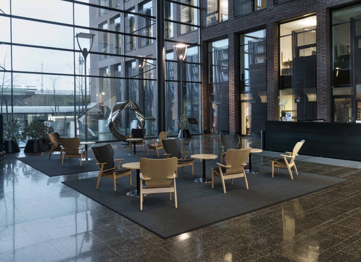 Ковер    Esmeralda black_toimisto Hki pien 