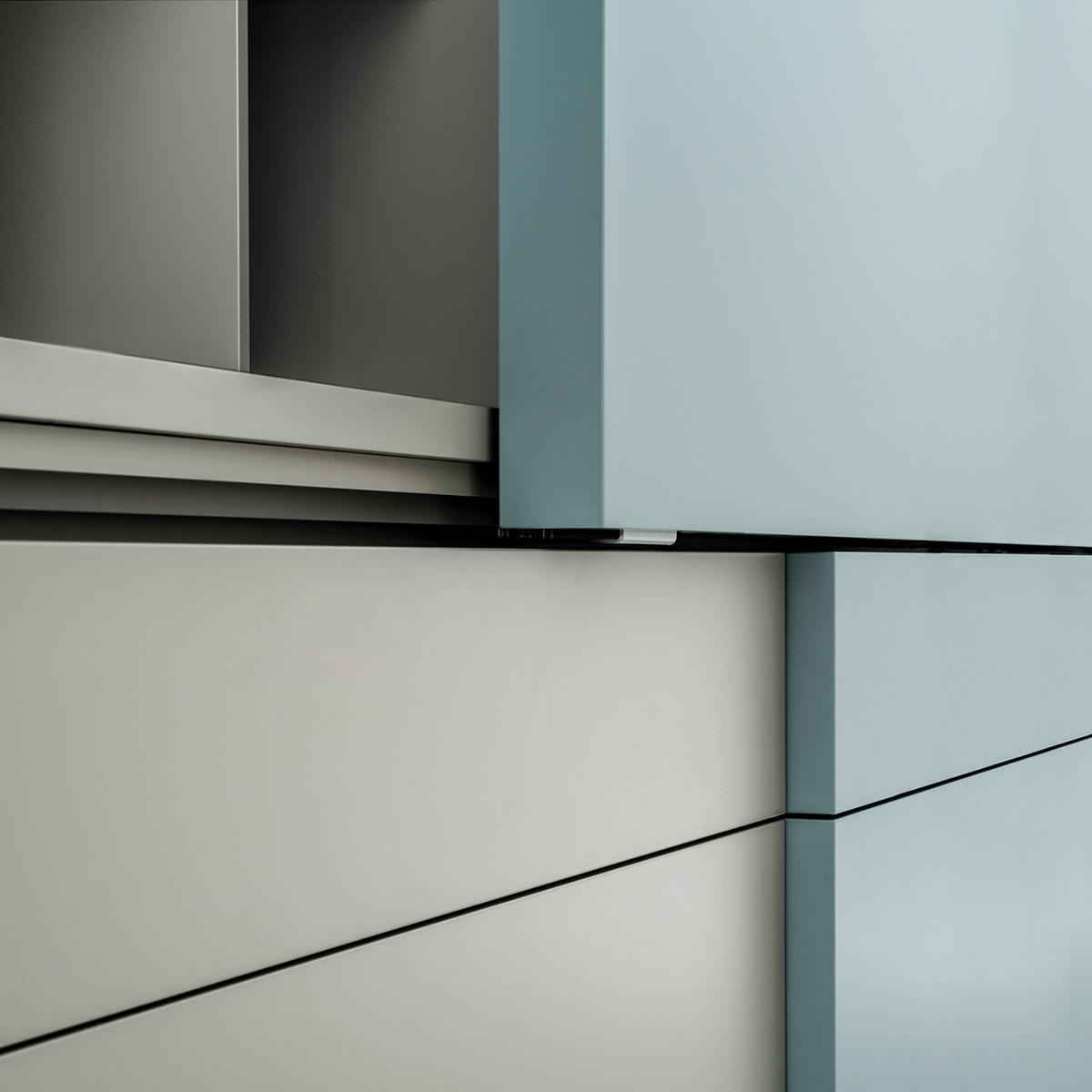 Шкаф    Scorrevole  4