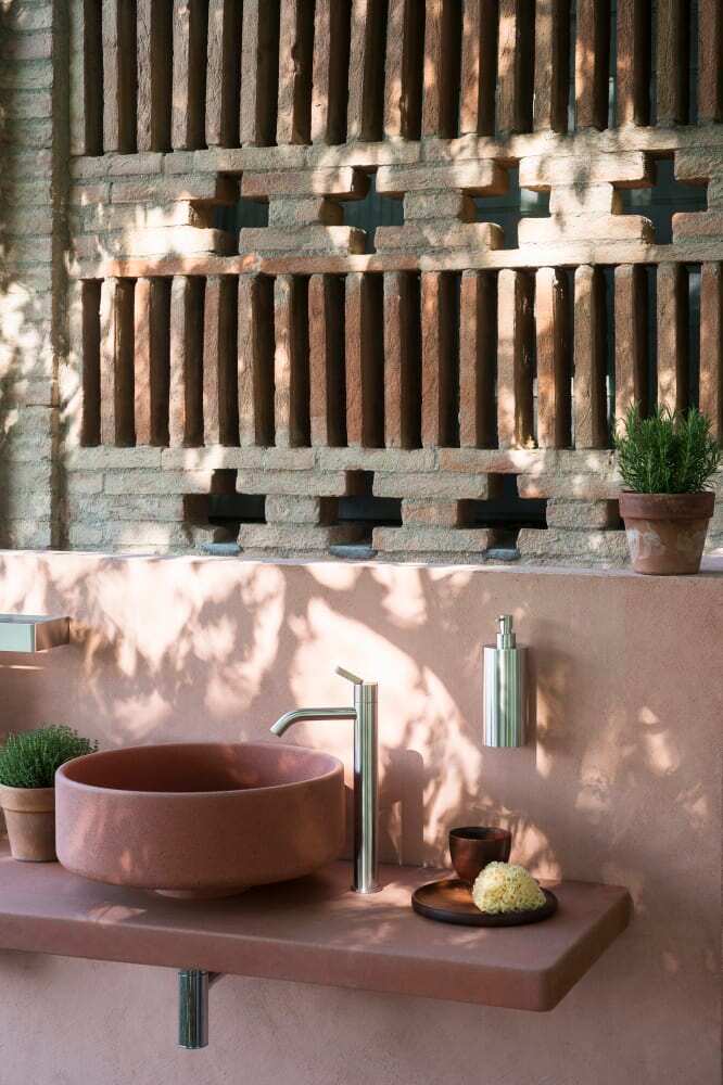 Консоль    Petra  4