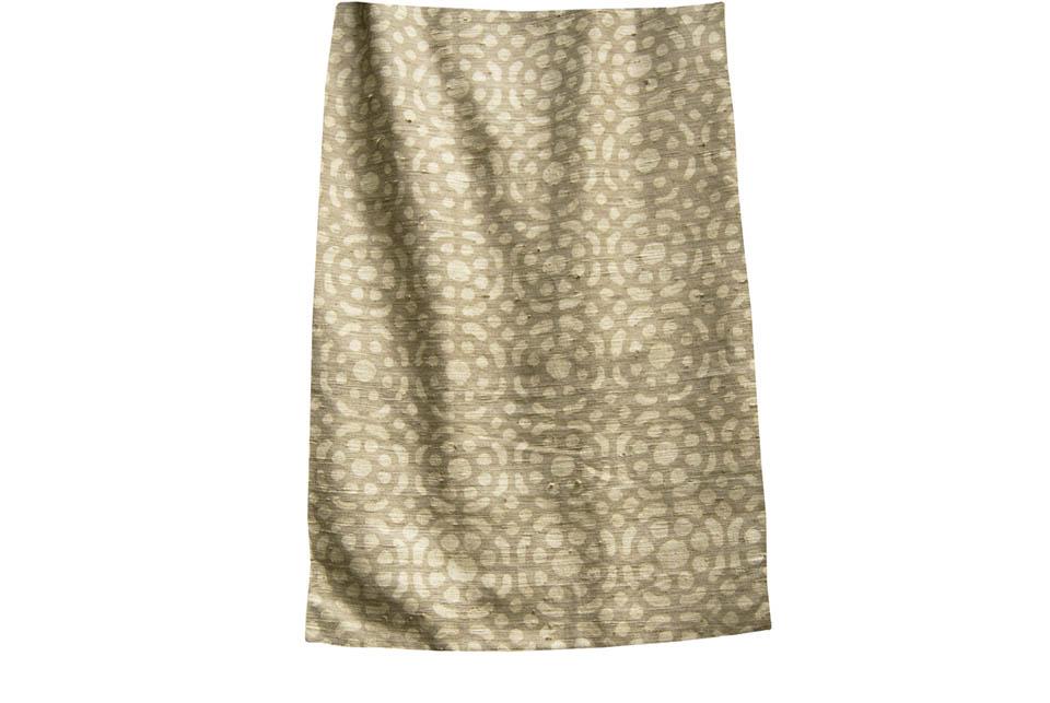 Ткань Arjumand The Imperial DAY SCREEN ALLOVER GOLD TUSSAH SILK  купить в Москве по выгодной цене|Интернет-магазин дизайнерских решений Decorwall