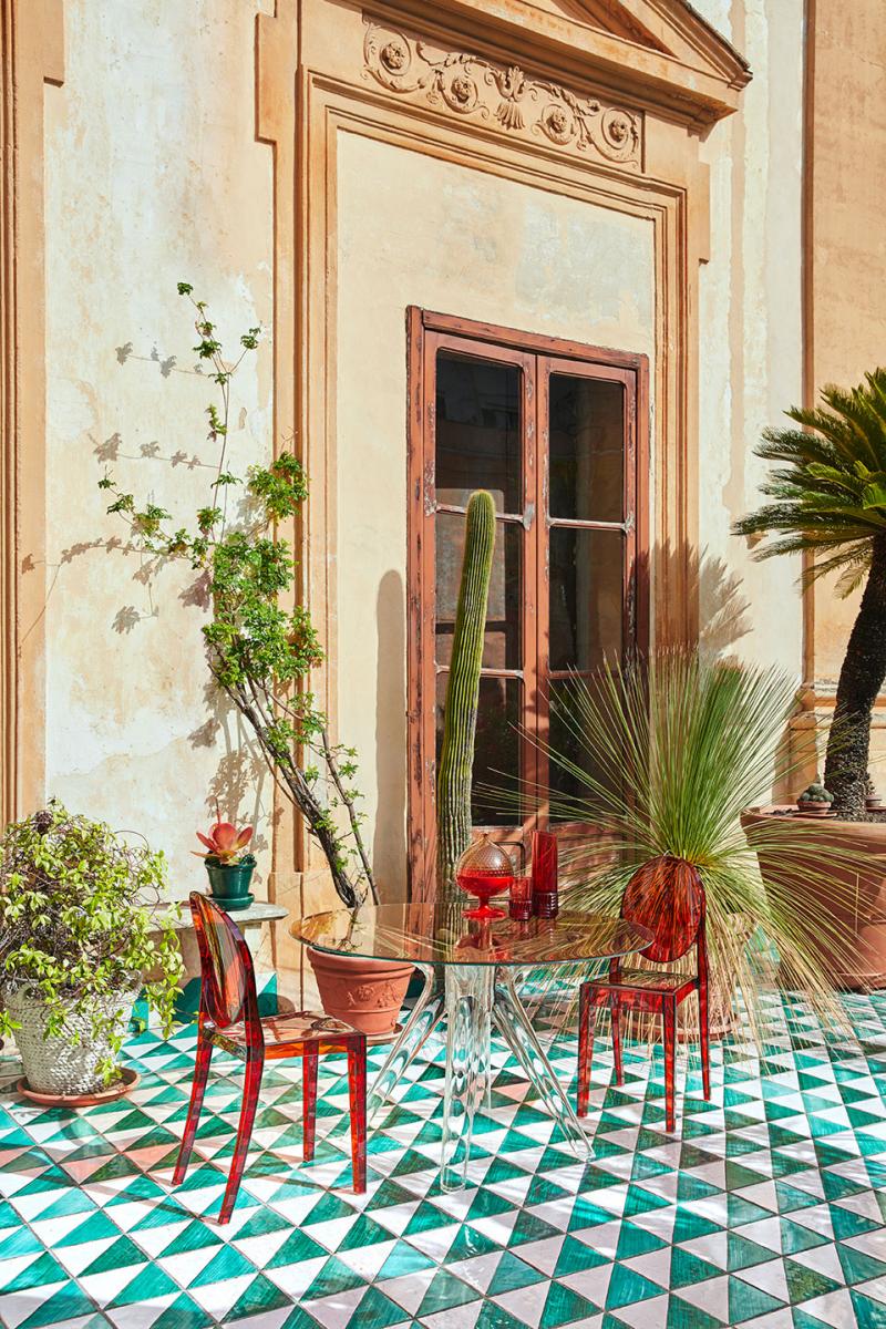 Стул    Victoria ghost by Philippe Starck  2