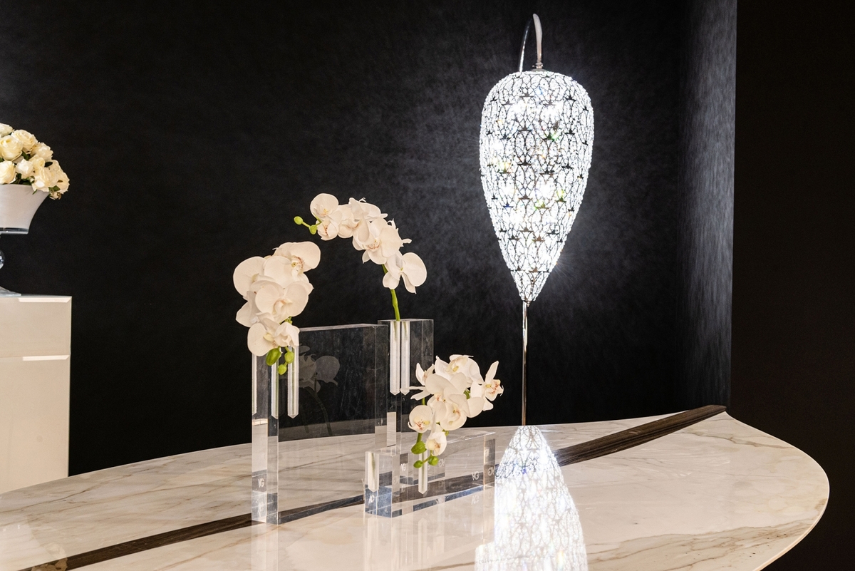 Стол    TAVOLO FOGLIA MARMO  2