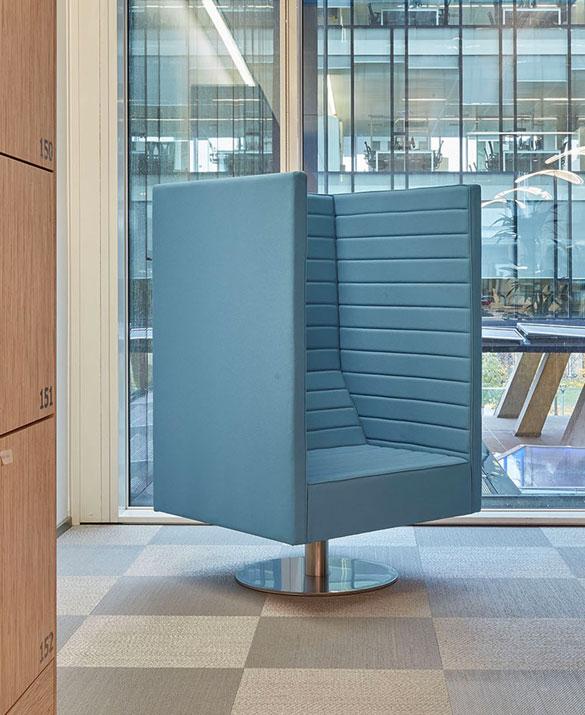 Кресло    Stripes_Armchair_Thumb 