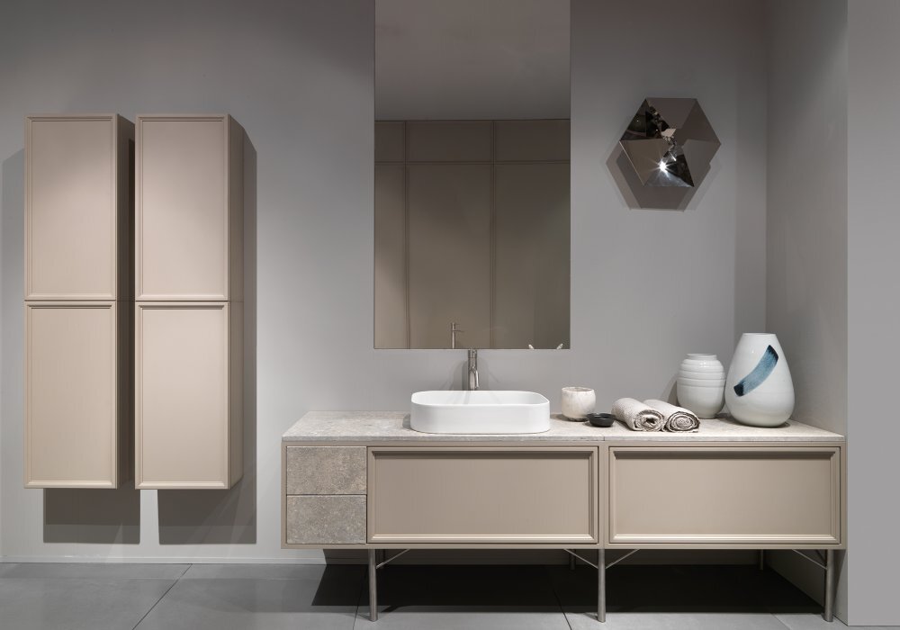 Тумба    Peninsula  4