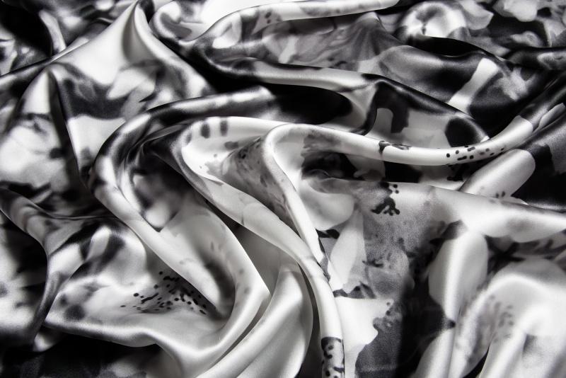 Ткань Jakob Schlaepfer Satin Print 202041_854  купить в Москве по выгодной цене|Интернет-магазин дизайнерских решений Decorwall