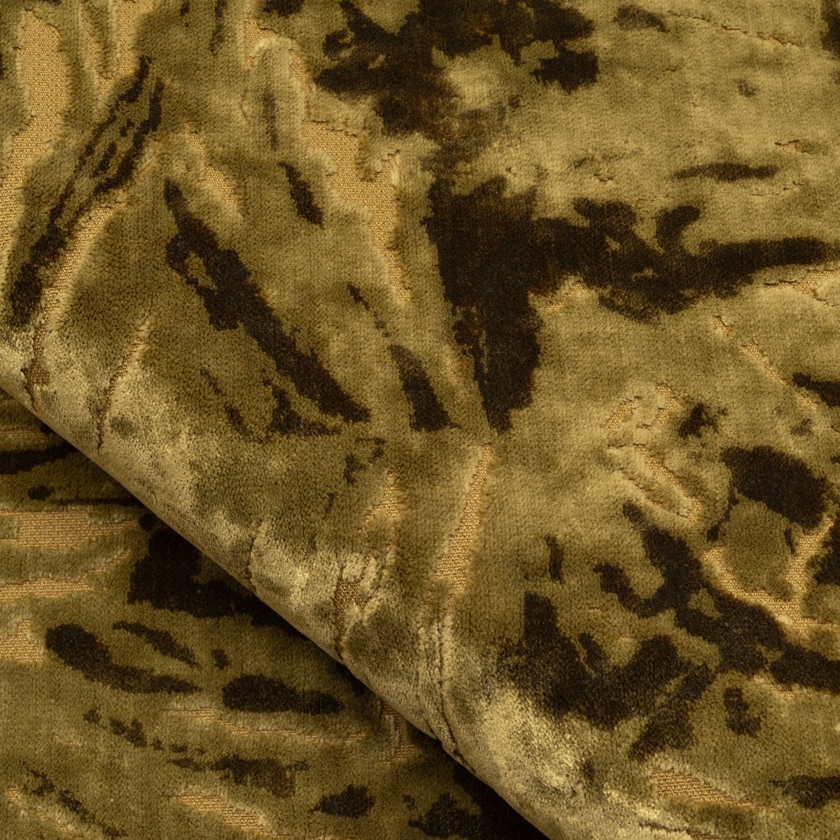 Ткань Nobilis Velours Orme 11035_73  купить в Москве по выгодной цене|Интернет-магазин дизайнерских решений Decorwall