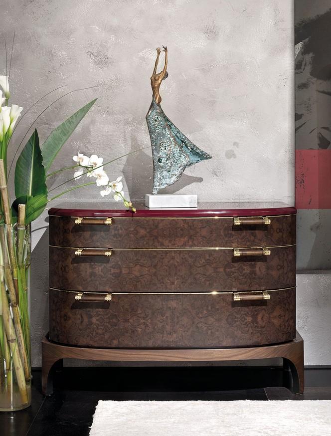 Комод    Chest od Drawers 1705 