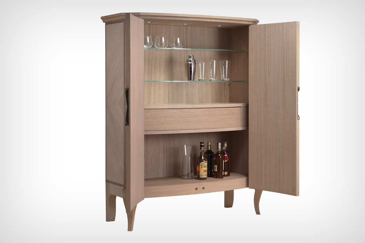 Комод    A 70498  1