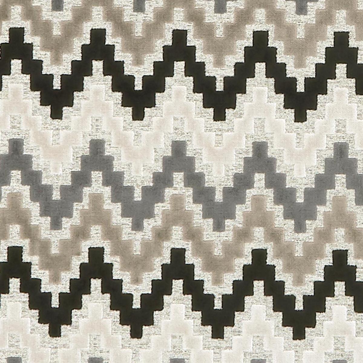 Ткань Clarke&Clarke Manhattan Fabrics F1083-04-1 