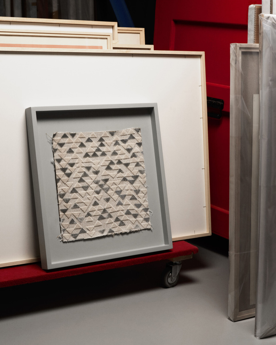 Ткань Dedar Drawing XVI 00T2504900003  купить в Москве по выгодной цене|Интернет-магазин дизайнерских решений Decorwall 3