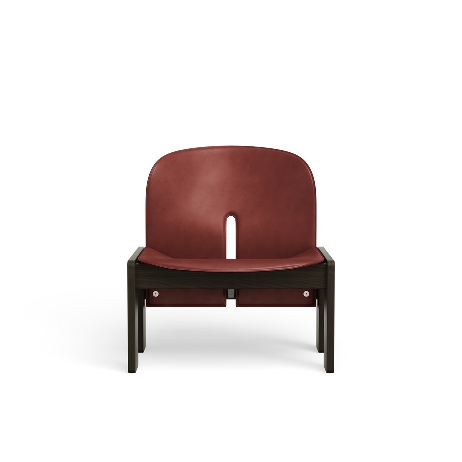 Кресло    Scarpa_925_Lounge Chair_Mocca stained ash_London leather_Packshot 