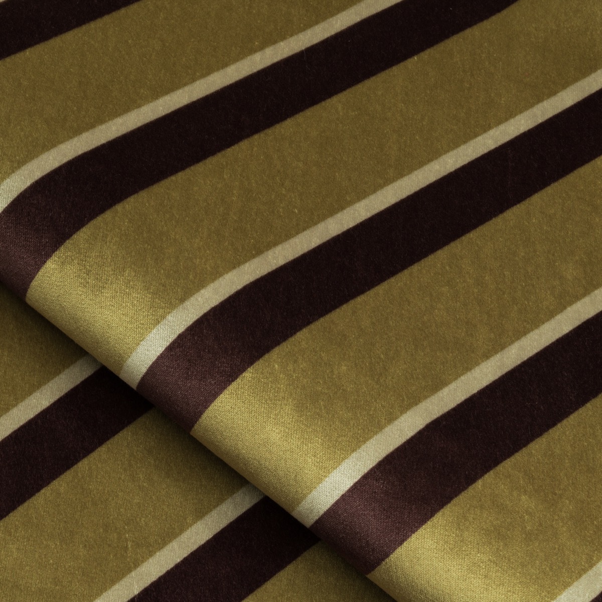 Ткань Nobilis Velours Oblico 11037_15  купить в Москве по выгодной цене|Интернет-магазин дизайнерских решений Decorwall