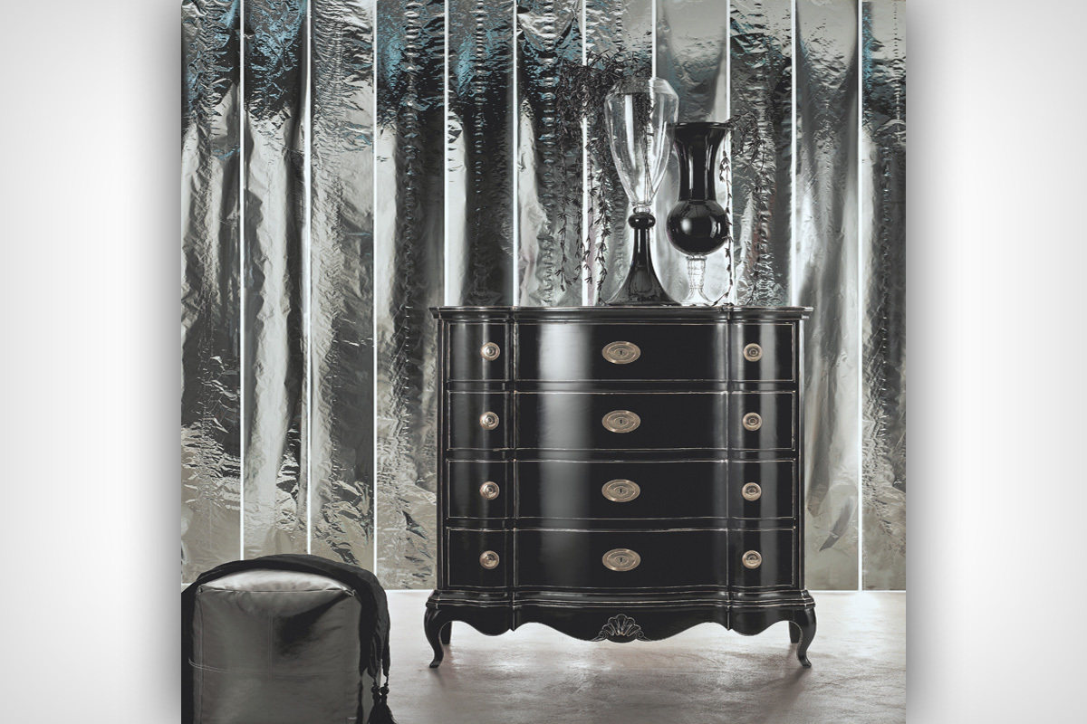 Комод    A 70472  1