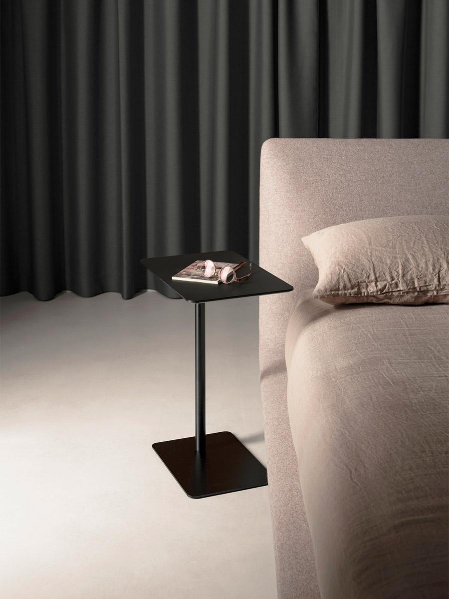 Журнальный столик    Librio  2