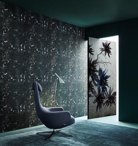Обои для стен Wall&Deco Essential Wallpaper ambientato-pitone-nero 