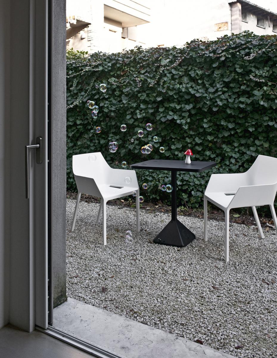 Стул    Mem-OUT  1