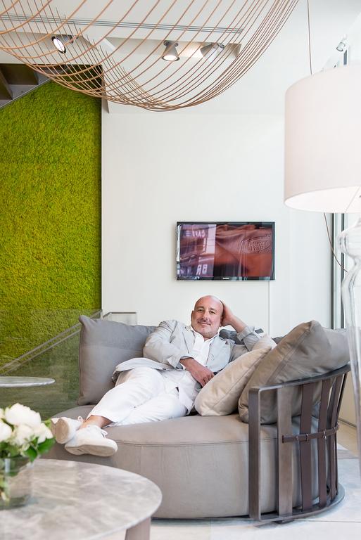 Диван    Scarlett Round sofa  4